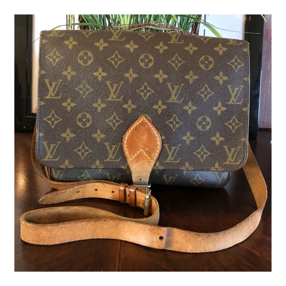 🌸SOLD🌸AUTHENTIC LOUIS VUITTON CARTOUCHIERE GM - Picture 1 of 8